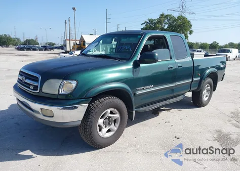 2000 Toyota Tundra Ltd V8 z USA, uszkodzony, nr VIN 5TBBT481XYS076945